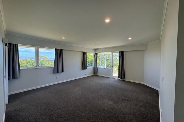 Photo of property in 225 Durham Drive, Havelock North, 4130