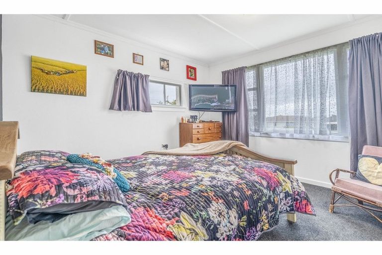 Photo of property in 143 Dome Street, Newfield, Invercargill, 9812