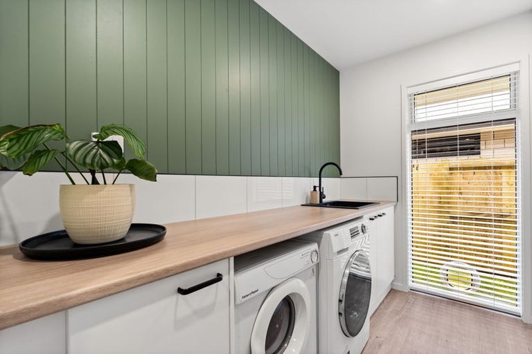 Photo of property in 23a Crepe Myrtle Street, Glenbervie, 0173