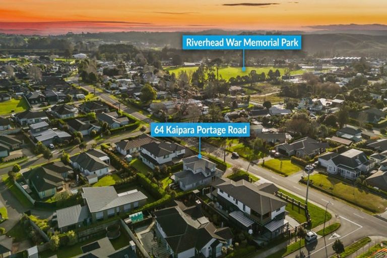 Photo of property in 64 Kaipara Portage Road, Riverhead, 0820