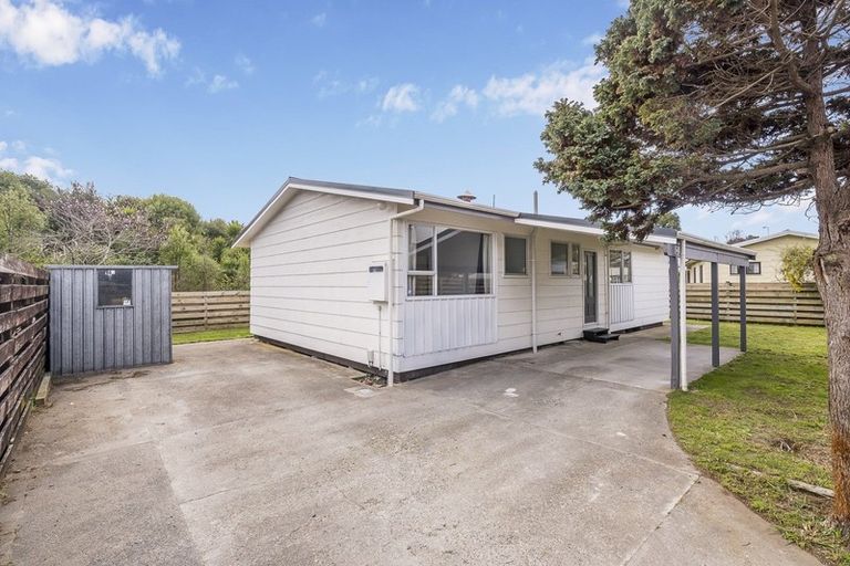 Photo of property in 14b Cypress Grove, Paraparaumu, 5032