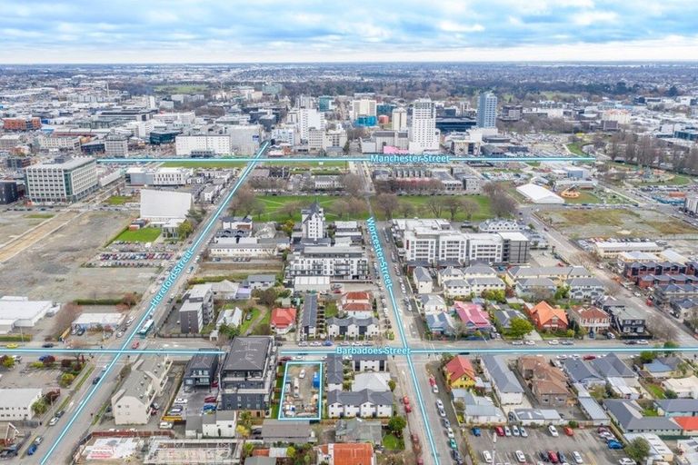 Photo of property in 276 Barbadoes Street, Christchurch Central, Christchurch, 8011