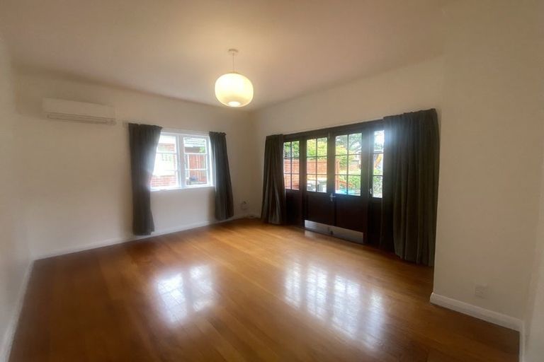 Photo of property in 63 Riverside Drive, Waiwhetu, Lower Hutt, 5010