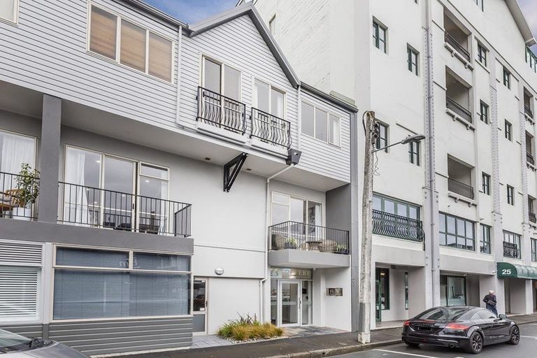 Photo of property in De Vere Apartments, 1/23 Tennyson Street, Te Aro, Wellington, 6011