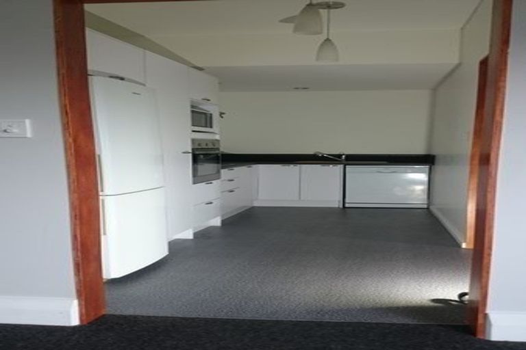 Photo of property in 17 Bradshaw Street, South Dunedin, Dunedin, 9012