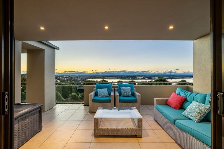 Photo of property in 60 Glenstrae Road, Redcliffs, Christchurch, 8081