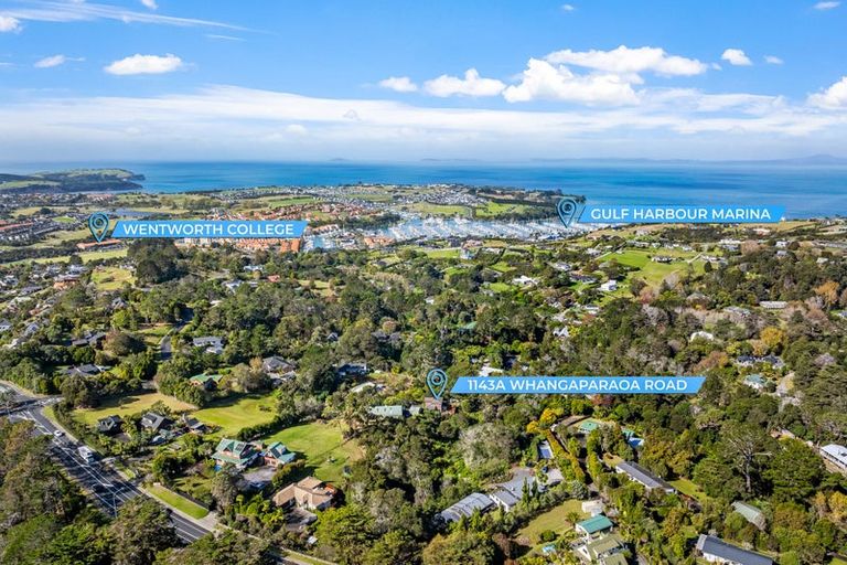 Photo of property in 1143a Whangaparaoa Road, Tindalls Beach, Whangaparaoa, 0930