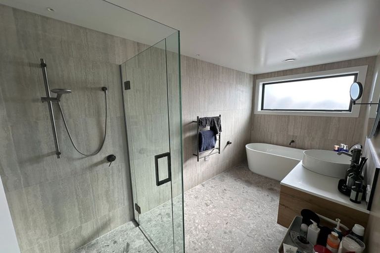 Photo of property in 10 Drysdale Road, Jacks Point, 9371