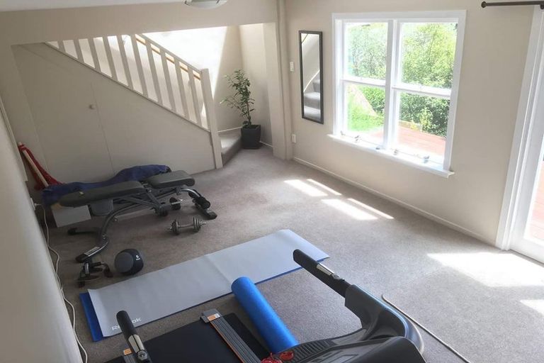 Photo of property in 5 Sherwood Lane, Cashmere, Christchurch, 8022