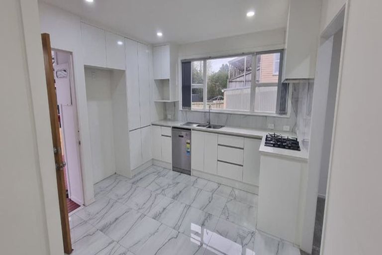 Photo of property in 32b Universal Drive, Henderson, Auckland, 0610