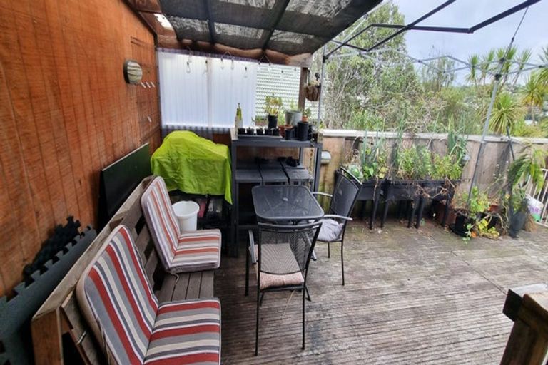 Photo of property in 17c Arran Road, Browns Bay, Auckland, 0630