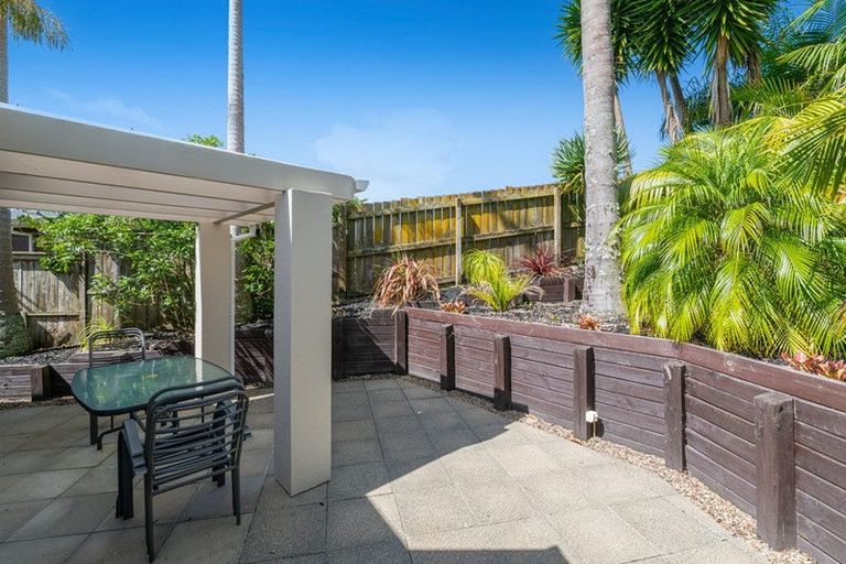 Photo of property in 4 Westminster Gardens, Unsworth Heights, Auckland, 0632