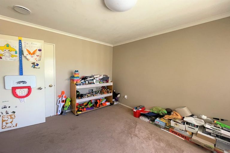 Photo of property in 44 Medvale Avenue, Flat Bush, Auckland, 2019