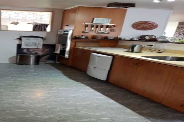 Photo of property in 1 Jull Crescent, Waipukurau, 4200