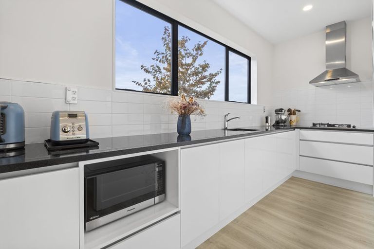 Photo of property in 8 Dinning Road, Riverhead, 0820