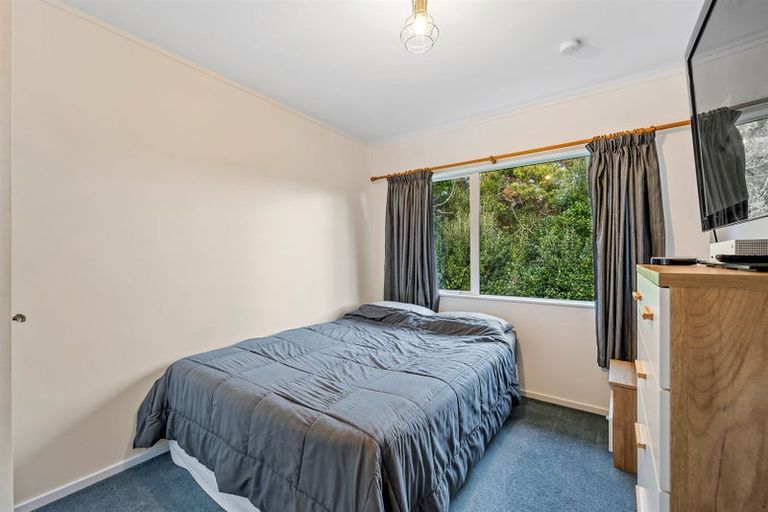 Photo of property in 2/15 Ellenbury Place, Stanmore Bay, Whangaparaoa, 0932