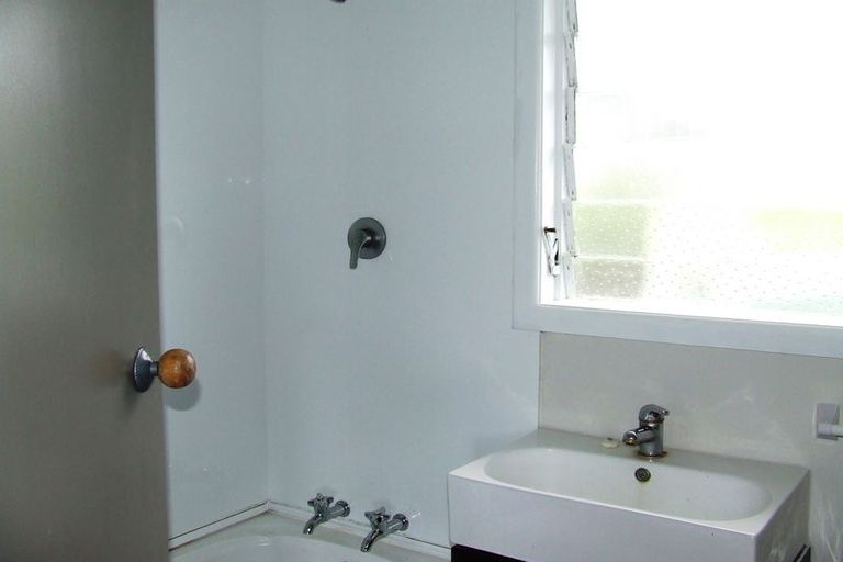 Photo of property in 9 Ian Street, Koutu, Rotorua, 3010