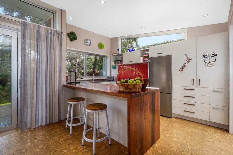 Photo of property in 42 Hathaway Avenue, Boulcott, Lower Hutt, 5010