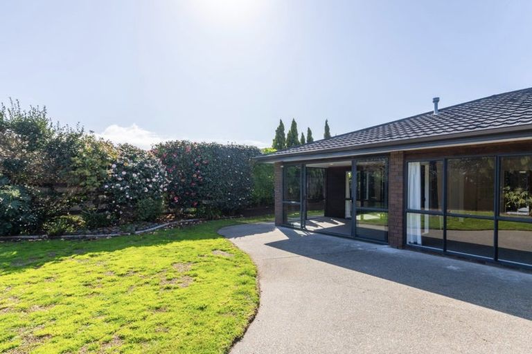 Photo of property in 8 Cedar Drive, Paraparaumu Beach, Paraparaumu, 5032