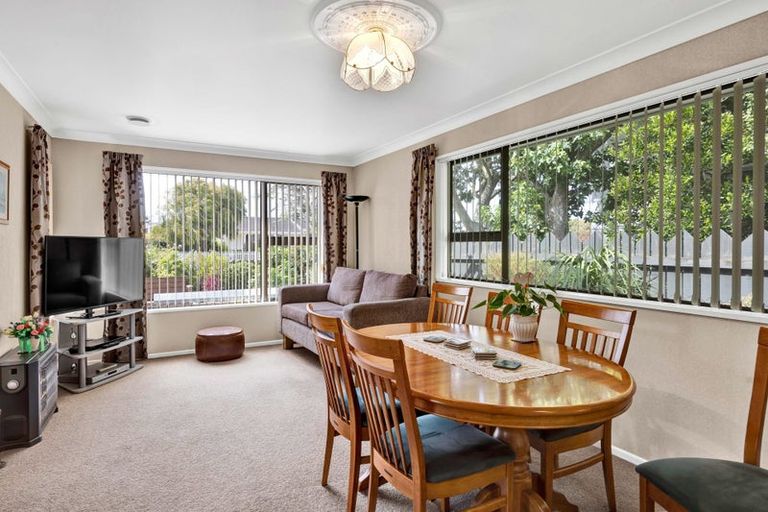 Photo of property in 14a Murdoch Street, Hawera, 4610