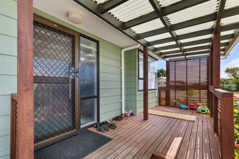 Photo of property in 16 Mercury Street, Milson, Palmerston North, 4414