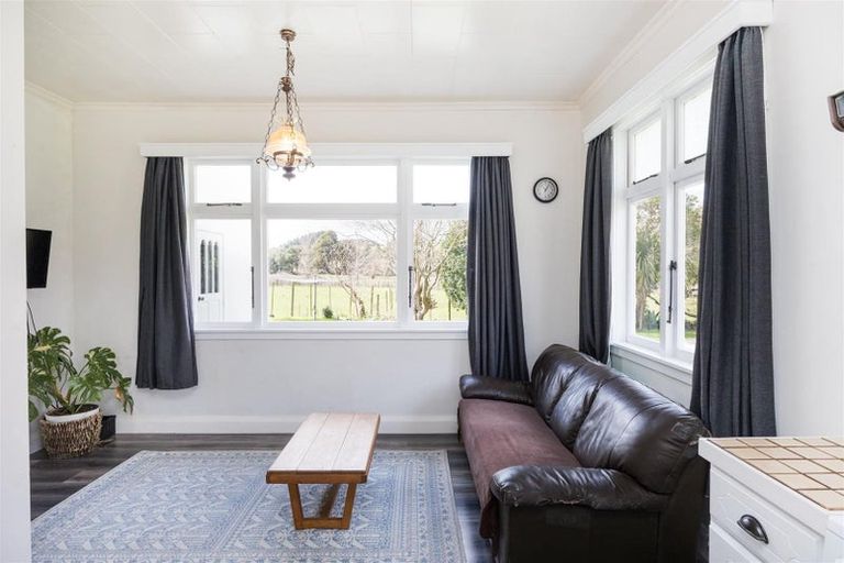 Photo of property in 179 Leedstown Road, Hunterville, Marton, 4787