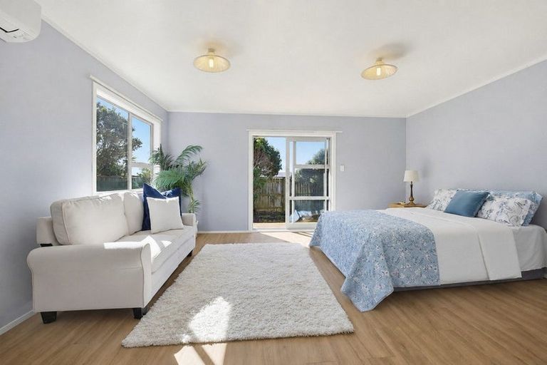 Photo of property in 128 Pikarere Street, Titahi Bay, Porirua, 5022
