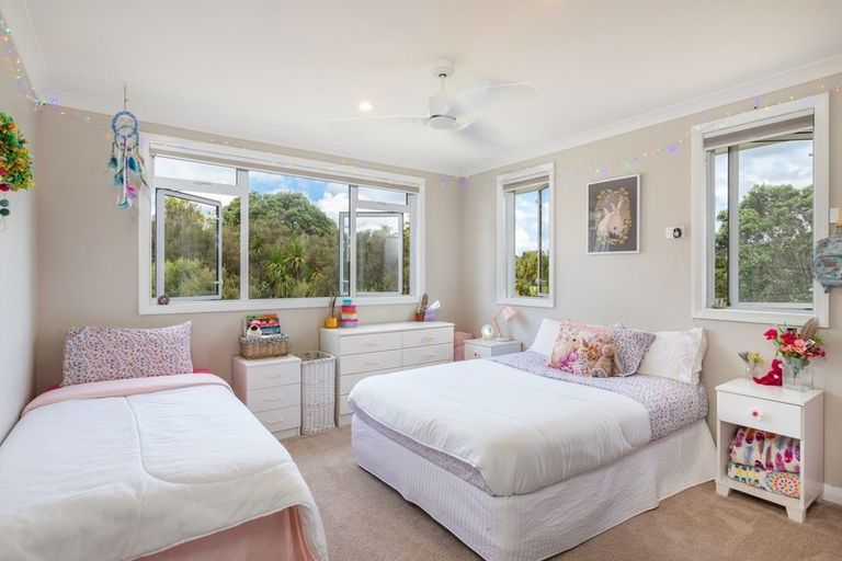 Photo of property in 33 Rua Road, Mangawhai, 0573