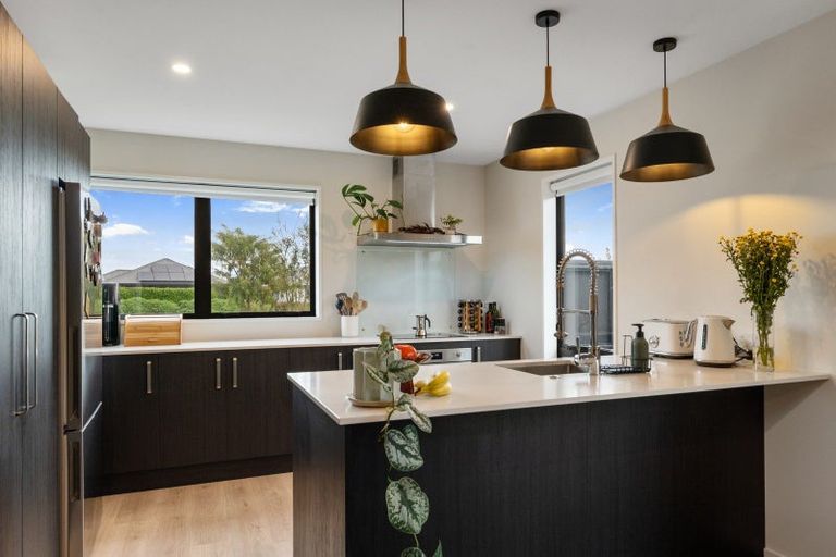 Photo of property in 38 William Deans Drive, Prebbleton, 7604