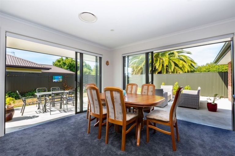 Photo of property in 13 Puketutu Grove, Motueka, 7120