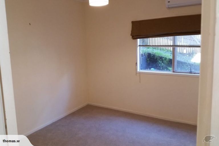 Photo of property in 6 Lemnos Place, Titirangi, Auckland, 0604