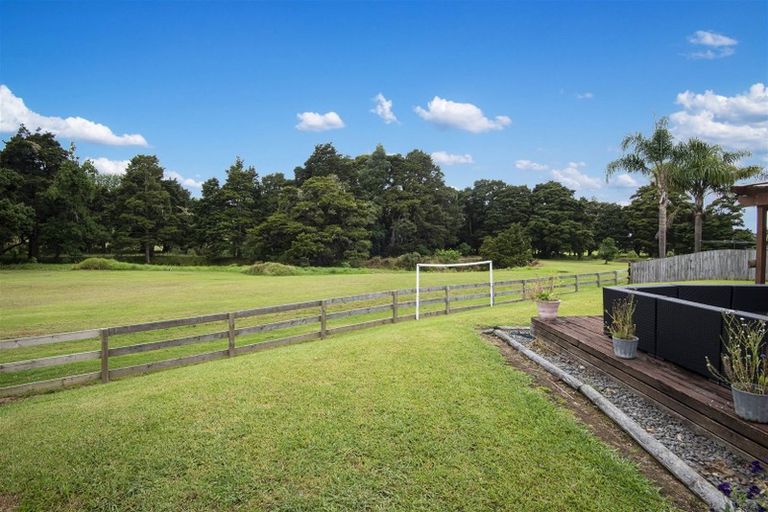 Photo of property in 14 Daviot Place, Te Kamo, Whangarei, 0112