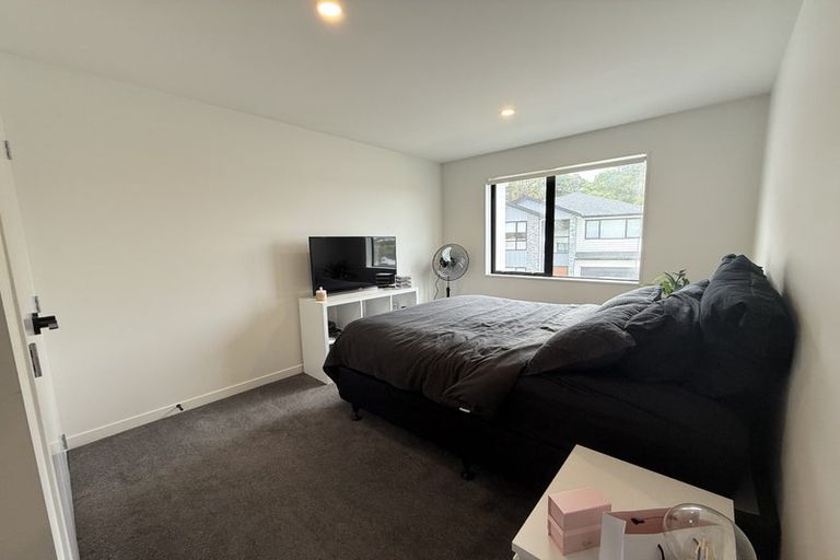 Photo of property in 10 Maraeariki Avenue, Orewa, 0931