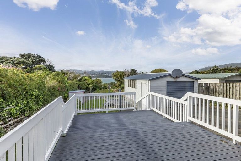 Photo of property in 43 Waiuta Street, Titahi Bay, Porirua, 5022
