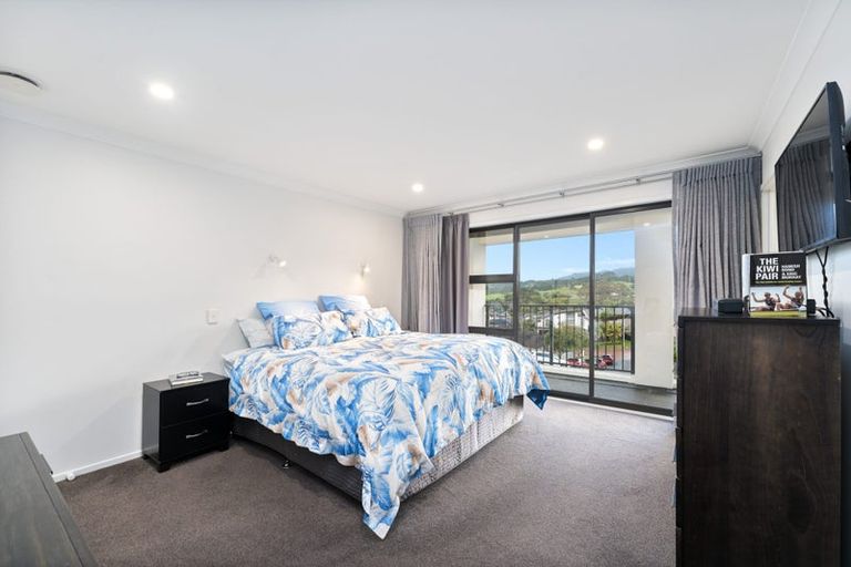 Photo of property in 10 Finsbury Place, Henderson, Auckland, 0612