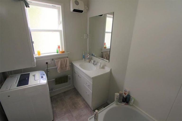 Photo of property in 360-362 Adelaide Road, Newtown, Wellington, 6021