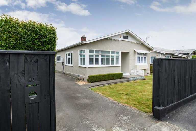 Photo of property in 90 Lyndhurst Street, Takaro, Palmerston North, 4412
