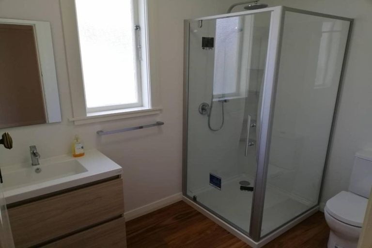 Photo of property in 1a Central Terrace, Alicetown, Lower Hutt, 5010