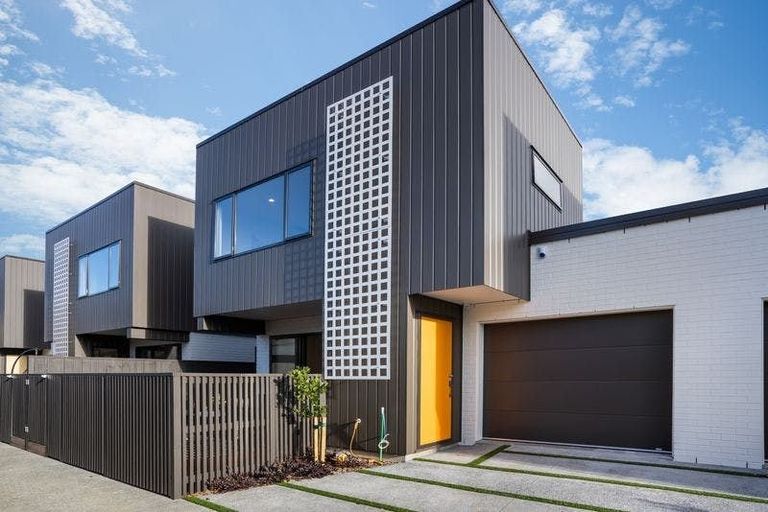 Photo of property in 122b Moore Street, Howick, Auckland, 2014