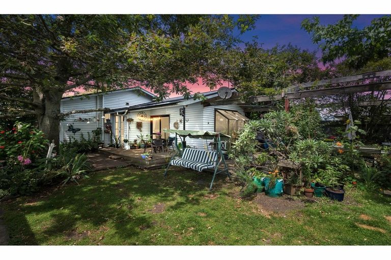 Photo of property in 73 Smith Street, Woolston, Christchurch, 8062