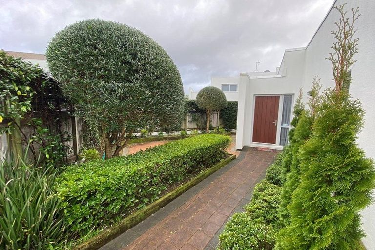 Photo of property in 4/9a Mill Lane, Whitiora, Hamilton, 3200