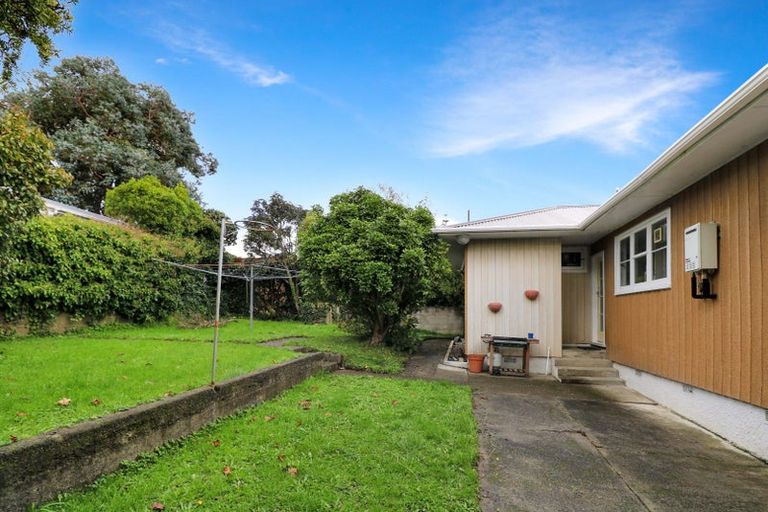 Photo of property in 63 Holborn Drive, Stokes Valley, Lower Hutt, 5019