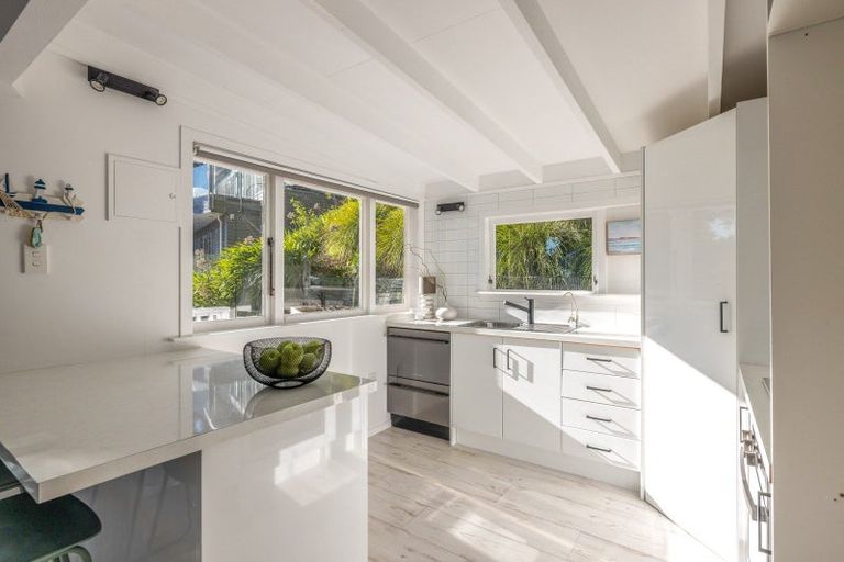Photo of property in 72 Wharf Road, Ostend, Waiheke Island, 1081