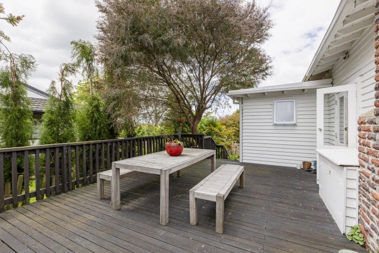 Photo of property in 31 Domain Road, Waipawa, 4210