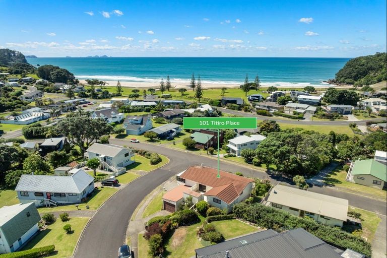 Photo of property in 101 Titiro Place, Onemana, Whangamata, 3691