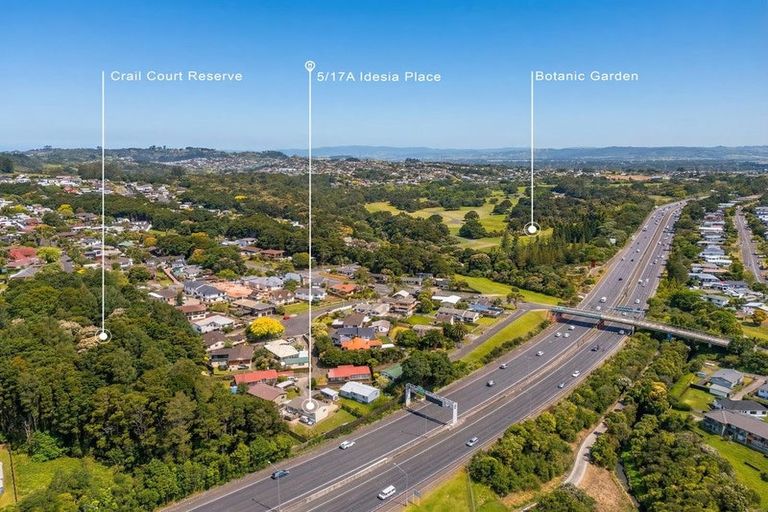 Photo of property in 5/17a Idesia Place, Totara Heights, Auckland, 2105
