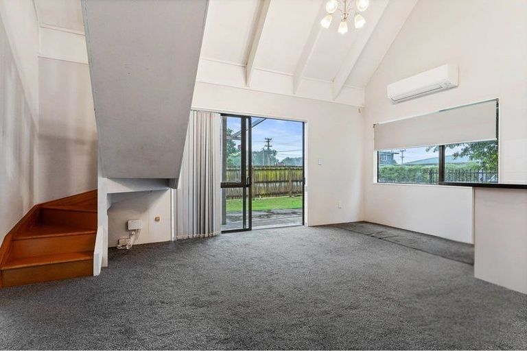 Photo of property in 24a Cosgrave Road, Papakura, 2110