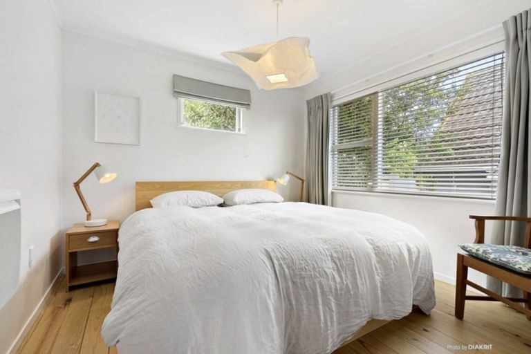 Photo of property in 144 Owhiro Bay Parade, Owhiro Bay, Wellington, 6023