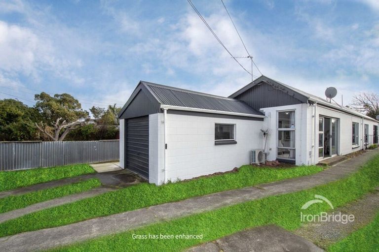 Photo of property in 24a Blake Street, New Brighton, Christchurch, 8061