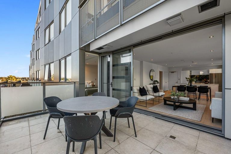 Photo of property in Maison Apartments, 102/16 Huron Street, Takapuna, Auckland, 0622